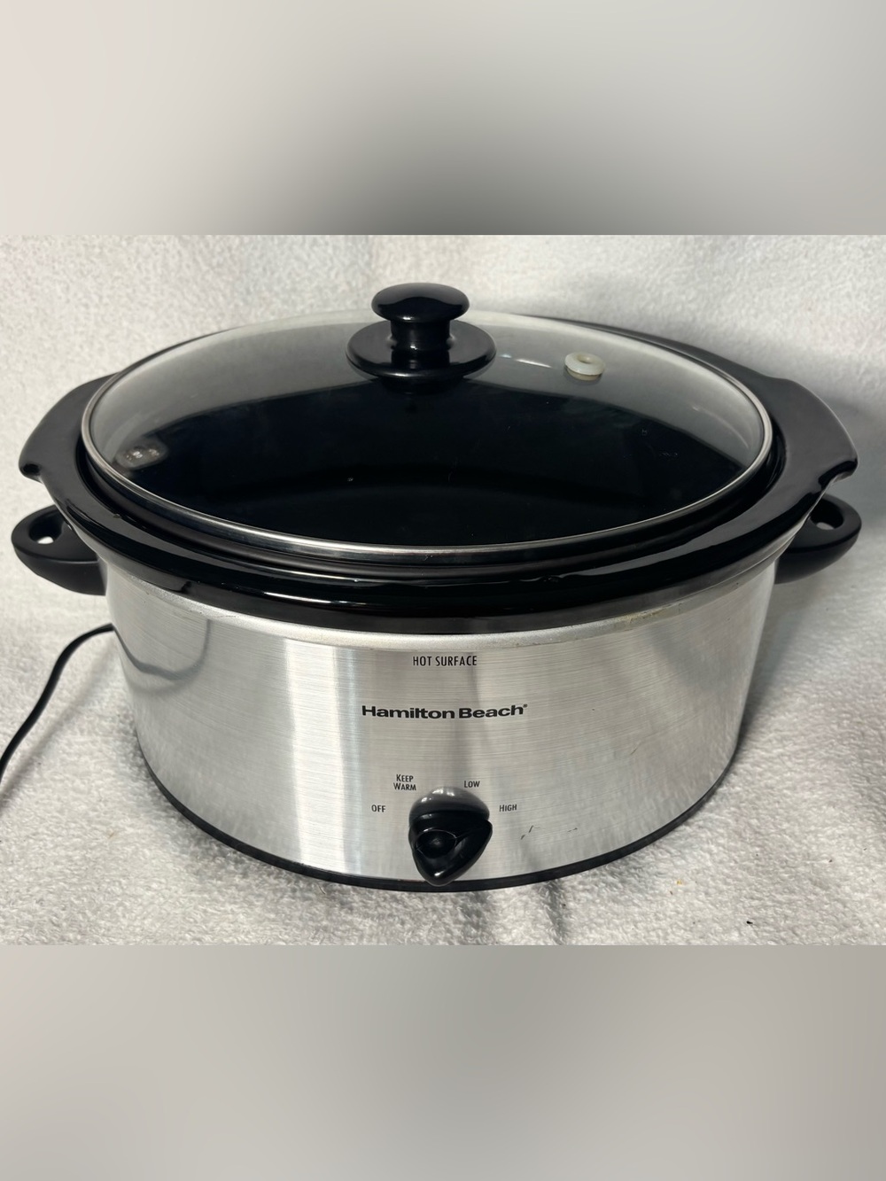 Hamilton Beach Silver and Black Slow Cooker with Glass Lid